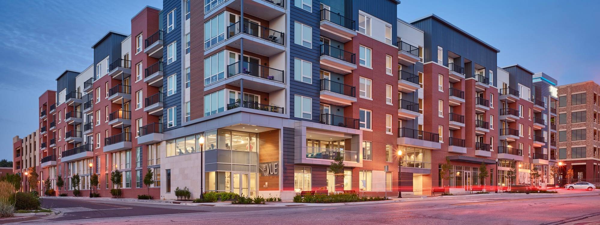 Five Best Reasons to Bet On Multifamily Investment